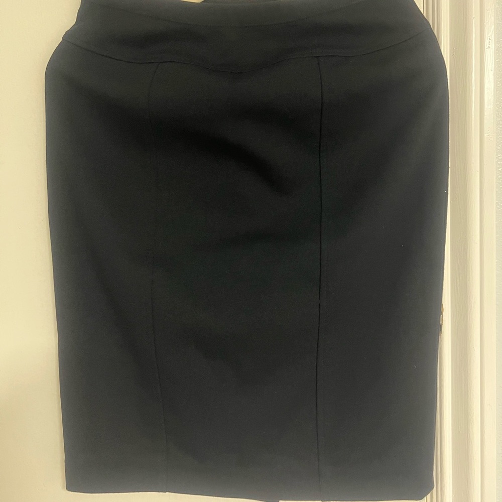 Ellen Tracy Classic Black Pencil Skirt